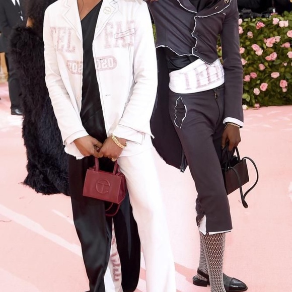 Wanting a Telfar MED Bag!!!! - Picture 2 of 2